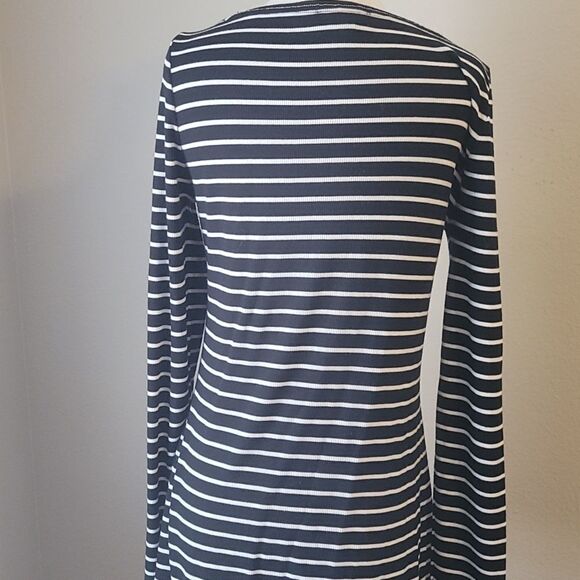 White house black market long sleeve bundle of tops. - Picture 8 of 14